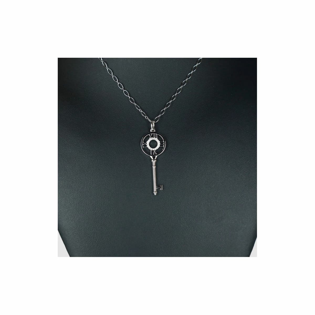 TIFFANY & CO. 티파니 앤 코 아틀라스 다이아 키 펜던트 화이트 골드 목걸이