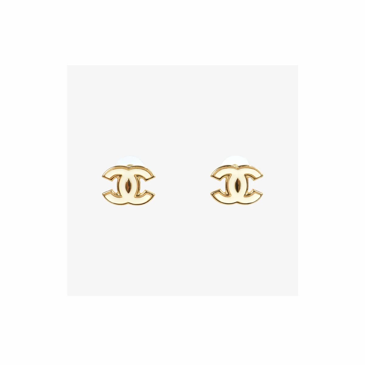 CHANEL 샤넬 CC 로고 에나멜 이어링 골드